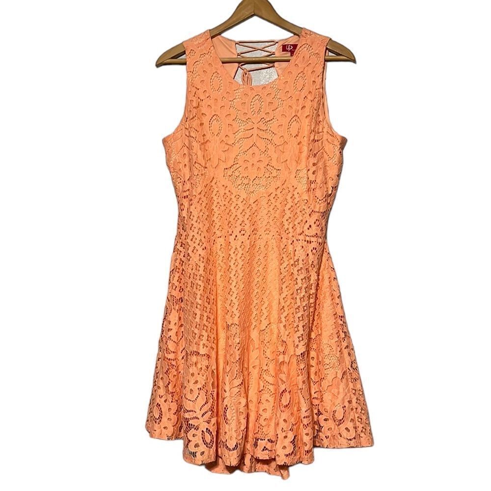 Lace Dress Junior's Size Large Coral Floral Sleeveless NEW - Picture 1 of 9